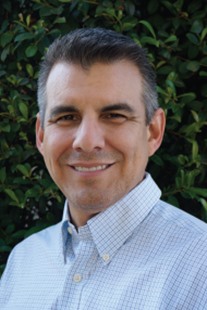 HS.IMG-JPG.[Headshot-Matt-Ellington].jpg